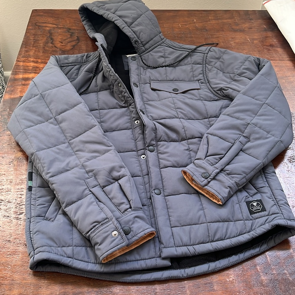 VISSLA Men's Cronkite II Eco Snap Hooded Quilted Jacket Gray/Black Size S - Picture 4 of 10